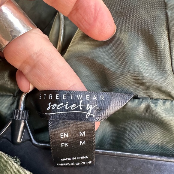 Camo  Jacket - Picture 6 of 10